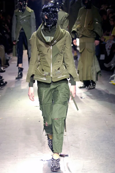 Look 4